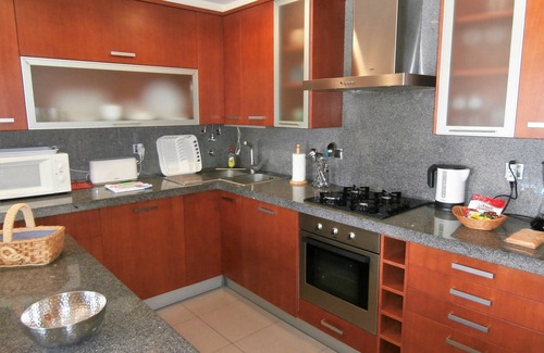 Cavacos Apartamento | Apartamento en planta baja de lujo, piscina, 190m de la playa.