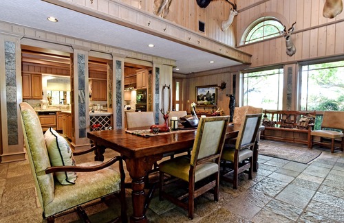 Canyon Lake Casa | Lujo Guadalupe River Lodge!