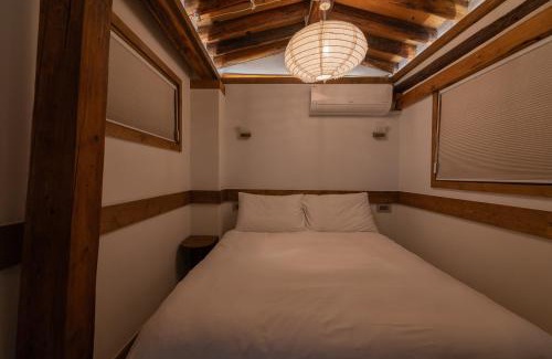 Sajik-dong Villa | Luxury Hanok MOOD-AM