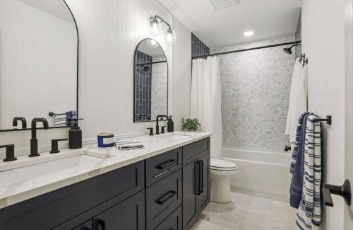 Hastings Casa | Luxury Hastings Home, Sleeps 18+