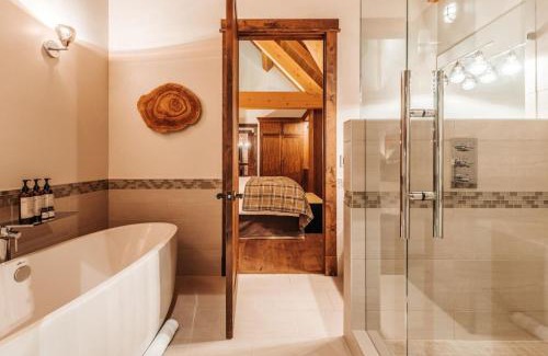Revelstoke Chalet De Esquí | Luxury heli-ski chalet