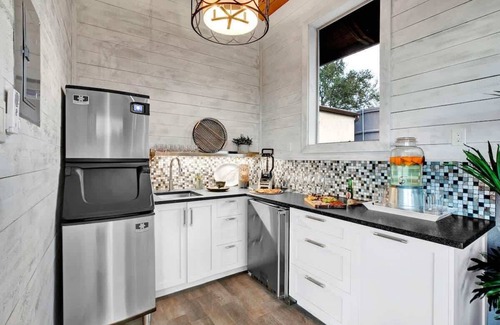 New Braunfels Villa | ¡NUEVO! Villa de lujo Hill Country w / Pool-Hottub-Views