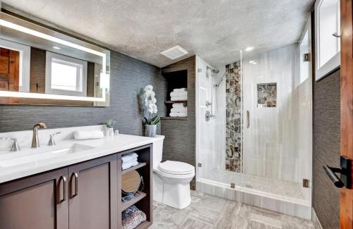 New Braunfels Casa | Luxury Hill Country Villa with Pool-Hot tub-Views