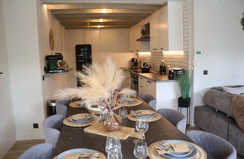 Sijsele Casa | Luxury historic building of former station master