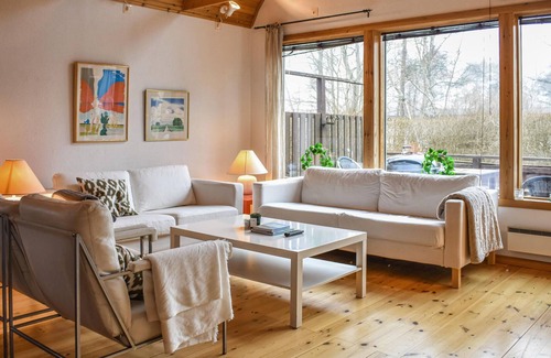 Loderup Casa | 4 Bedroom Accommodation in Löderup