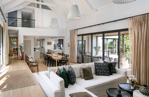 Noordhoek Villa | Casa de vacaciones de lujo cerca de la playa con impresionantes vistas al mar