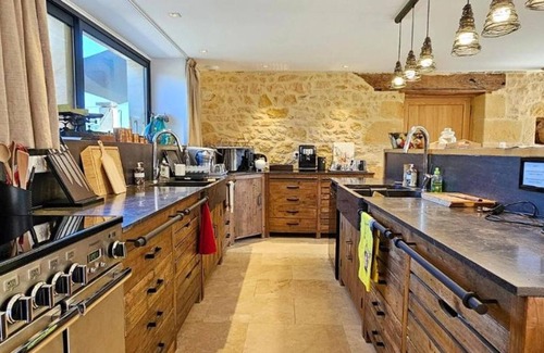 Grolejac Casa | Luxury holiday home with an indoor pool and spa