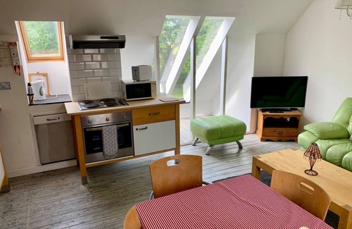 Louth Cabaña | Luxury Holiday Home With Pool - Sleeps 13