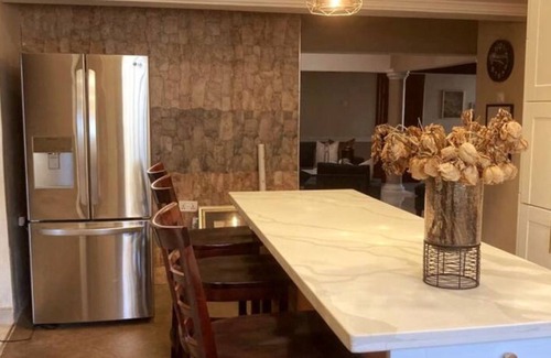 Madina Casa | Luxury Home away from Home mins from East Legon