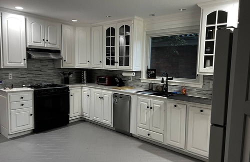 Hillside Casa | Luxury Home; 10mins to EWR; 30 to NYC, 20min American Dream Mall & 20min Metlife