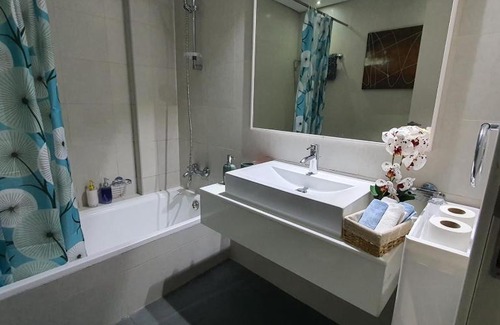 Dubai Apartamento | Luxury Home A Short Drive Away From Dubai Downtown