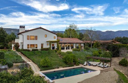 Goleta Casa | Luxury Home Atop the Hills
