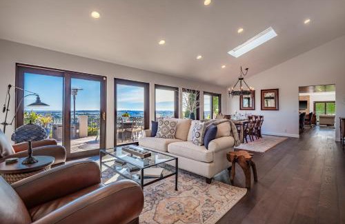 Goleta Casa | Luxury Home Atop the Hills