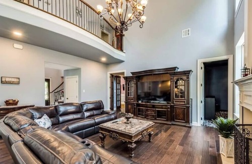 Keller Casa | Luxury Home-Elevator, Theater, Keller ISD PETS OK