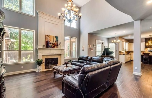 Keller Casa | Luxury Home-Elevator, Theater, Keller ISD PETS OK