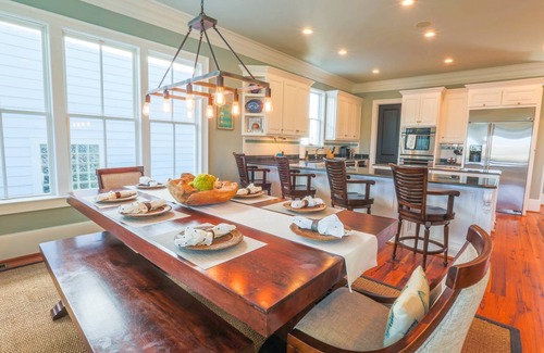 Ocean Point Casa | Luxury Home in Gated Community; 3 Minute Walk to Beach; Access to Community Pool & Cabana