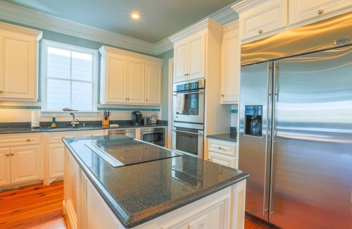 Ocean Point Casa | Luxury Home in Gated Community; 3 Minute Walk to Beach; Access to Community Pool & Cabana