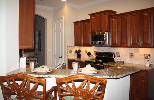 The Plantation Somerset Condominio | Casa de lujo en una comunidad cerrada a 3 millas del aeropuerto de Ft Myers (RSW).
