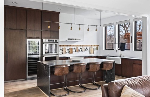 Green Hills Casa | Luxury Home in Green Hills w/ Garage, Walk to Park