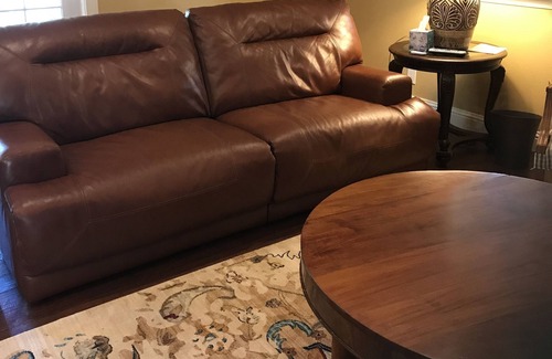 Columbia Casa | Luxury Home in Redding 4 bedrooms and office