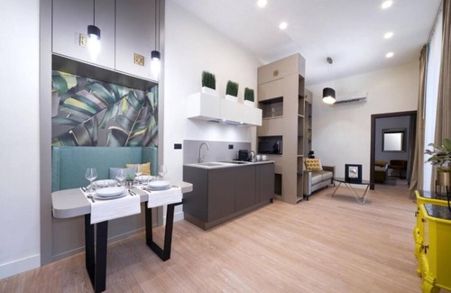 Naples City Centre Apartamento | luxury home in the heart of Napoli historical district