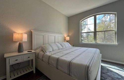 Tomball Casa | Luxury Home in The Woodlands