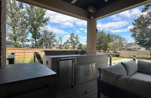 Tomball Casa | Luxury Home in The Woodlands