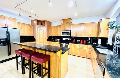 McAllen Casa | Luxury Home❤️Las Villitas❤️Close to the Mall and Airport ❤️