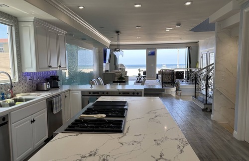 South Redondo Casa | Luxury home on Hermosa Beach