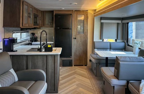 Allapattah Casa | Luxury Home on Wheels Wynwood’s Unique Stay