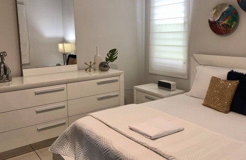 Camaceyes Casa | Casa de lujo | Piscina privada | Parrilla | Netflix | WiFi | PS3