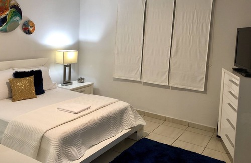 Camaceyes Casa | Casa de lujo | Piscina privada | Parrilla | Netflix | WiFi | PS3