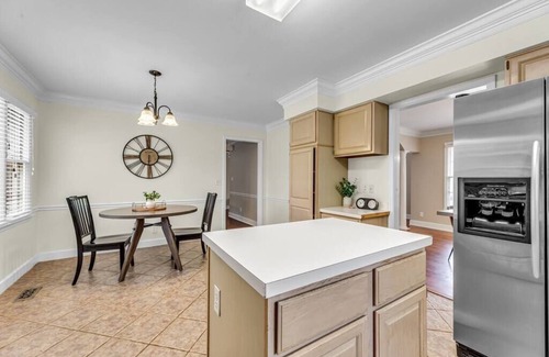 Kernersville Casa | Luxury Home! Sleep Up To 12! Close to everything!