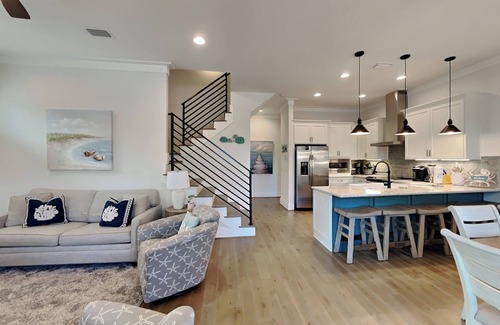 Lakeside at Blue Mountain Beach Casa | Luxury Home, Close to Beach with Golf Cart + Community Pool