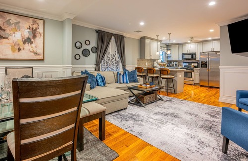Elmont Casa | Luxury Home- Walking distance to UBS Arena/Belmont Park Village