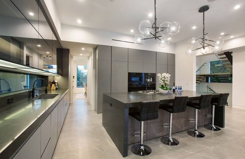 Brentwood Villa | Luxury home with Pool/Movie Theater/Sauna/GYM