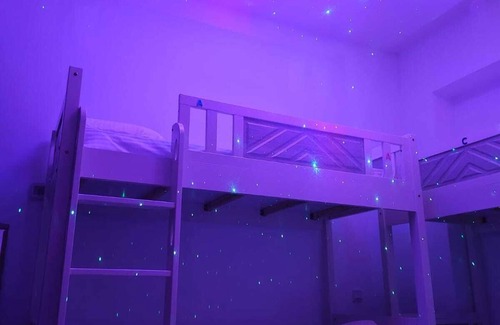 Dubai Marina Cabina | Luxury Hostel In Marina Beach