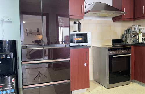 Dubai Marina Cabina | Luxury Hostel In Marina Beach
