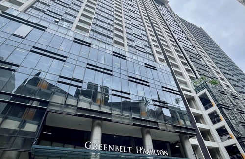 Legazpi Village Condominio | Luxury Hotel Condo 10minutes walked to Glorieta Mall, Landmark & One Ayala