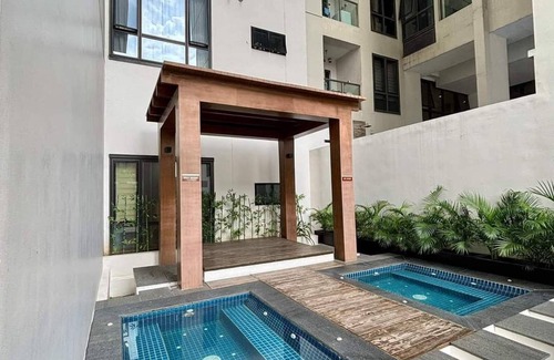 Legazpi Village Condominio | Luxury Hotel Condo 10minutes walked to Glorieta Mall, Landmark & One Ayala