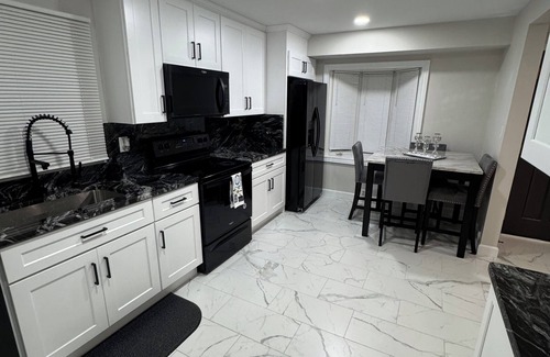 Birmingham Casa | Luxury House 3BRnDowntown Birmingham