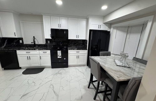 Birmingham Casa | Luxury House 3BRnDowntown Birmingham