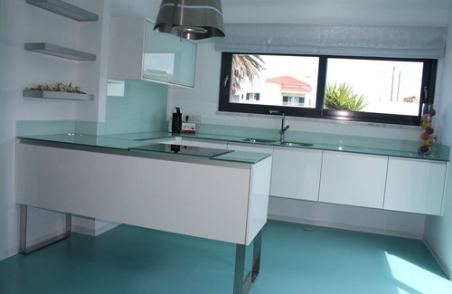 Ericeira Villa | Casa de lujo, 7 minutos a pie de playa, piscina climatizada, jacuzzi y sala de juegos.