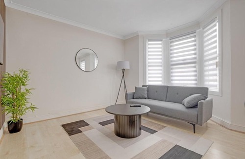 Tottenham Green Apartamento | Luxury House London near Subway Station N15
