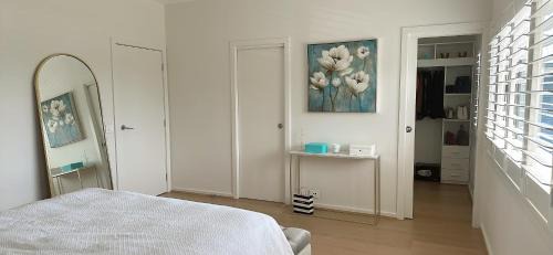Gledswood Hills Casa | luxury house near golf courses! Free wifi & free parking