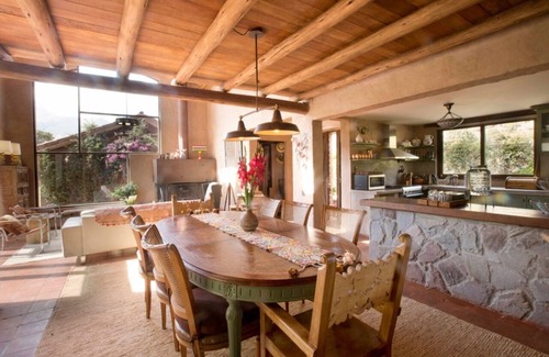 Urquillos Casa | Casa de lujo en Valle Sagrado con impresionantes vistas, rodeada de naturaleza.
