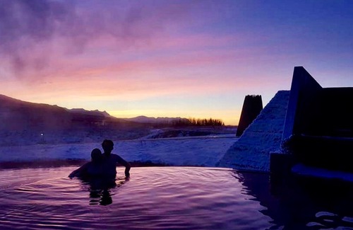 Borgarnes Cabaña | Casa de lujo con una acogedora Pensión + Bañera de hidromasaje cerca del Parque Nacional de Snæfellsnes