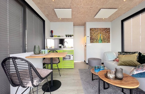 Maasbommel Alquiler De Eote | Luxury houseboat in beautiful Maasbommel