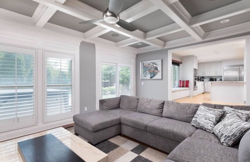 Lenexa Casa | Luxury in Lenexa w/heated pool