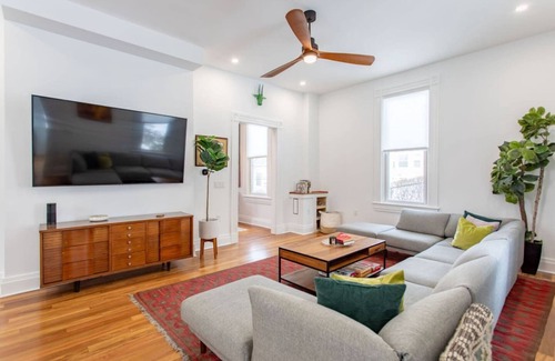 Mount Washington Casa | Perfect Blend of History and Luxury in Pittsburgh